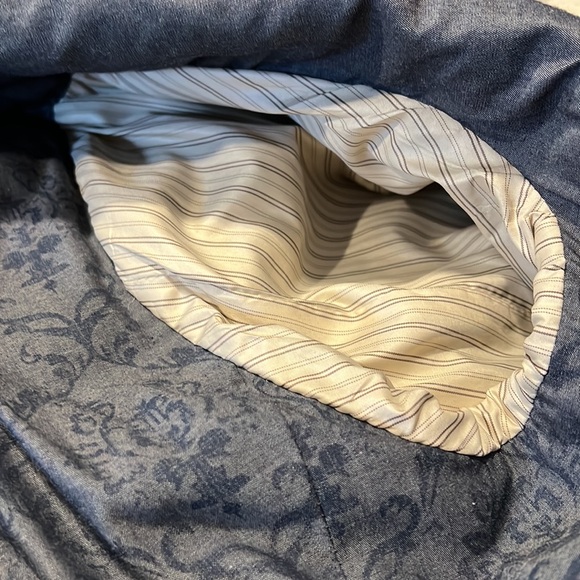 Wallin & Bros Navy Wool Suit | Comes with two pairs of matching pants - Picture 7 of 14